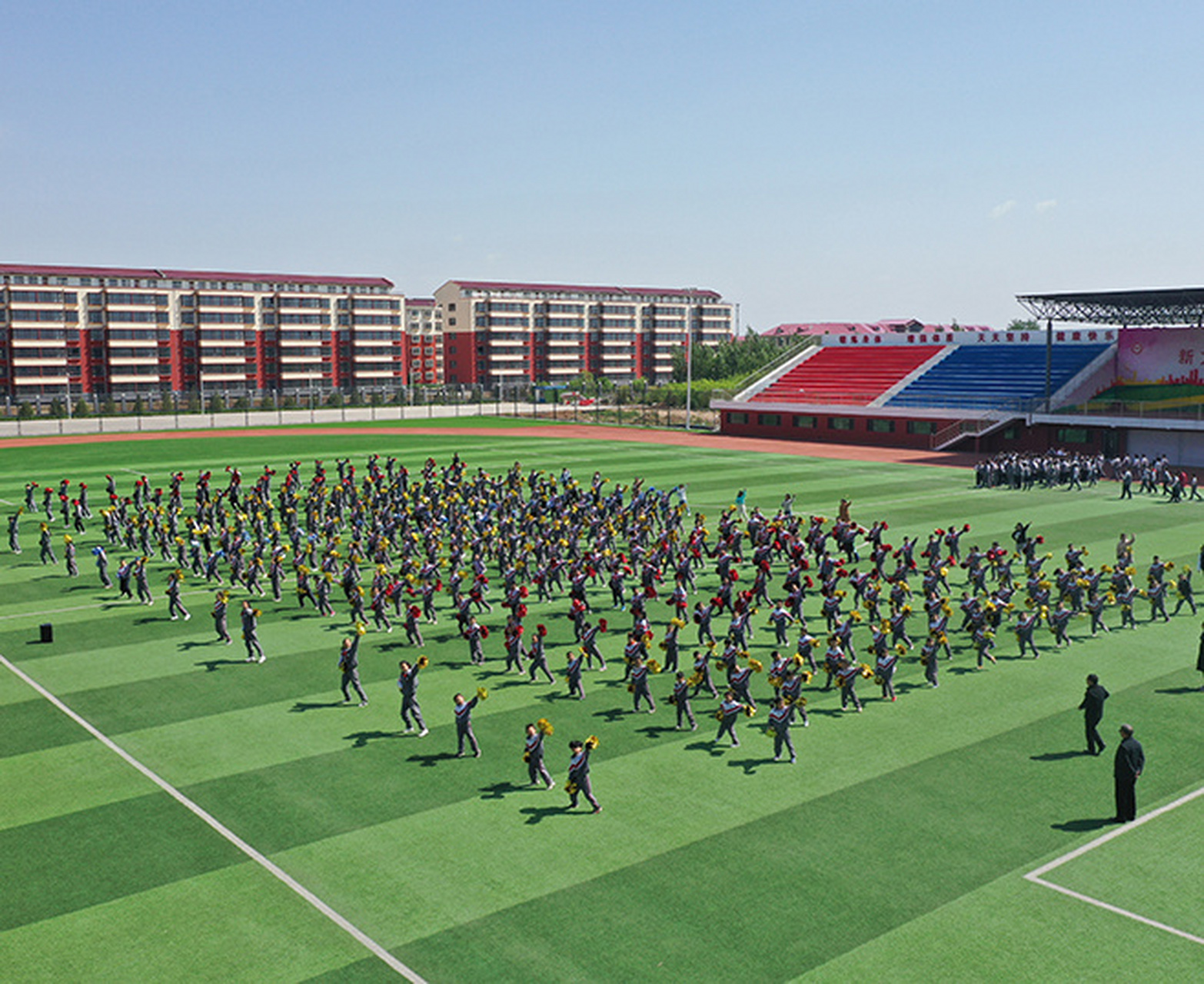 太原高考复读学校新力惠中学校 新力惠中学是由太原新力教育集团创办