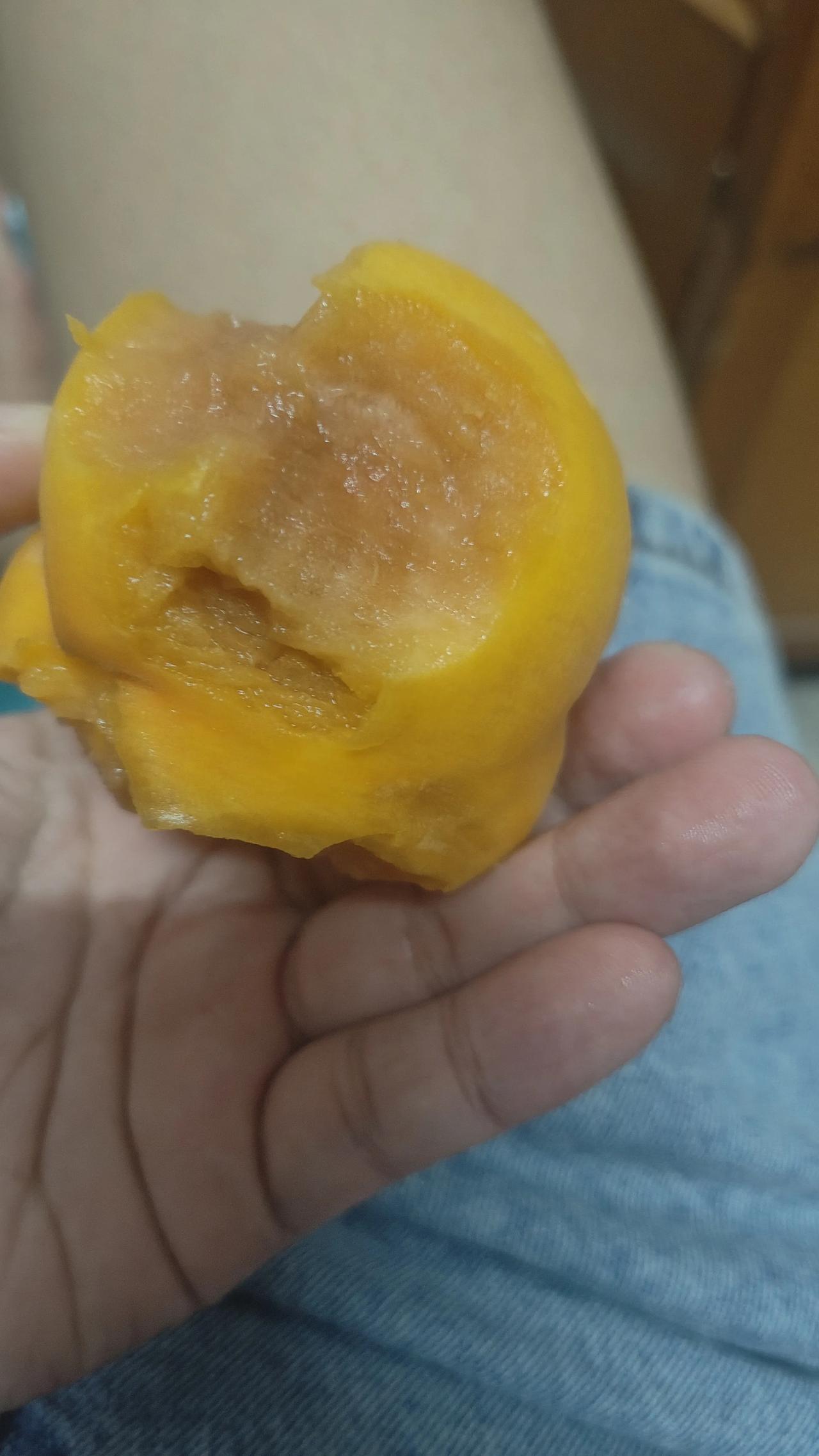 我之后再也不网购买水果了 心血来潮想买点黄桃吃,在某dd买菜平台上