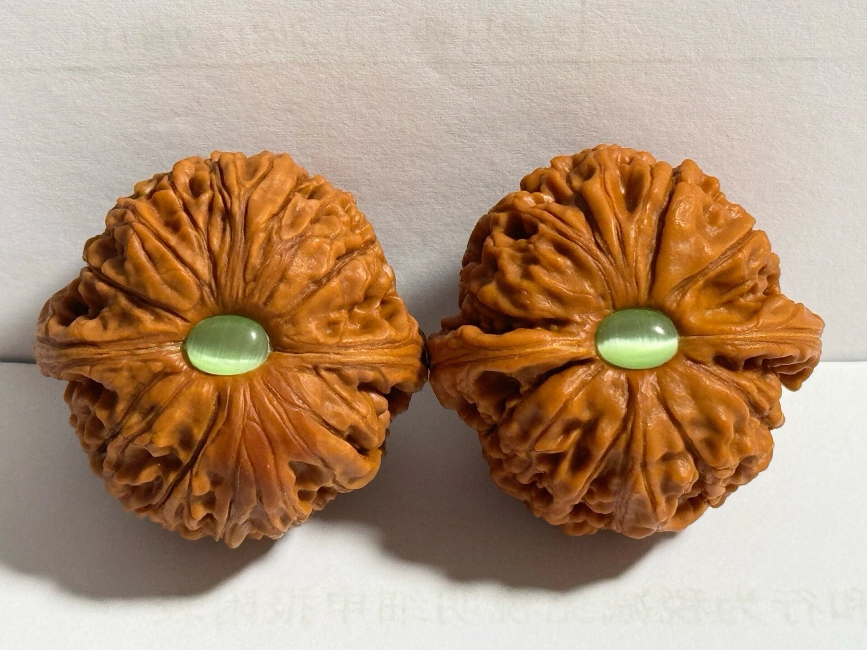 核桃回血 水龙纹核桃   超低价出闲置       边40  肚40  高33   微修