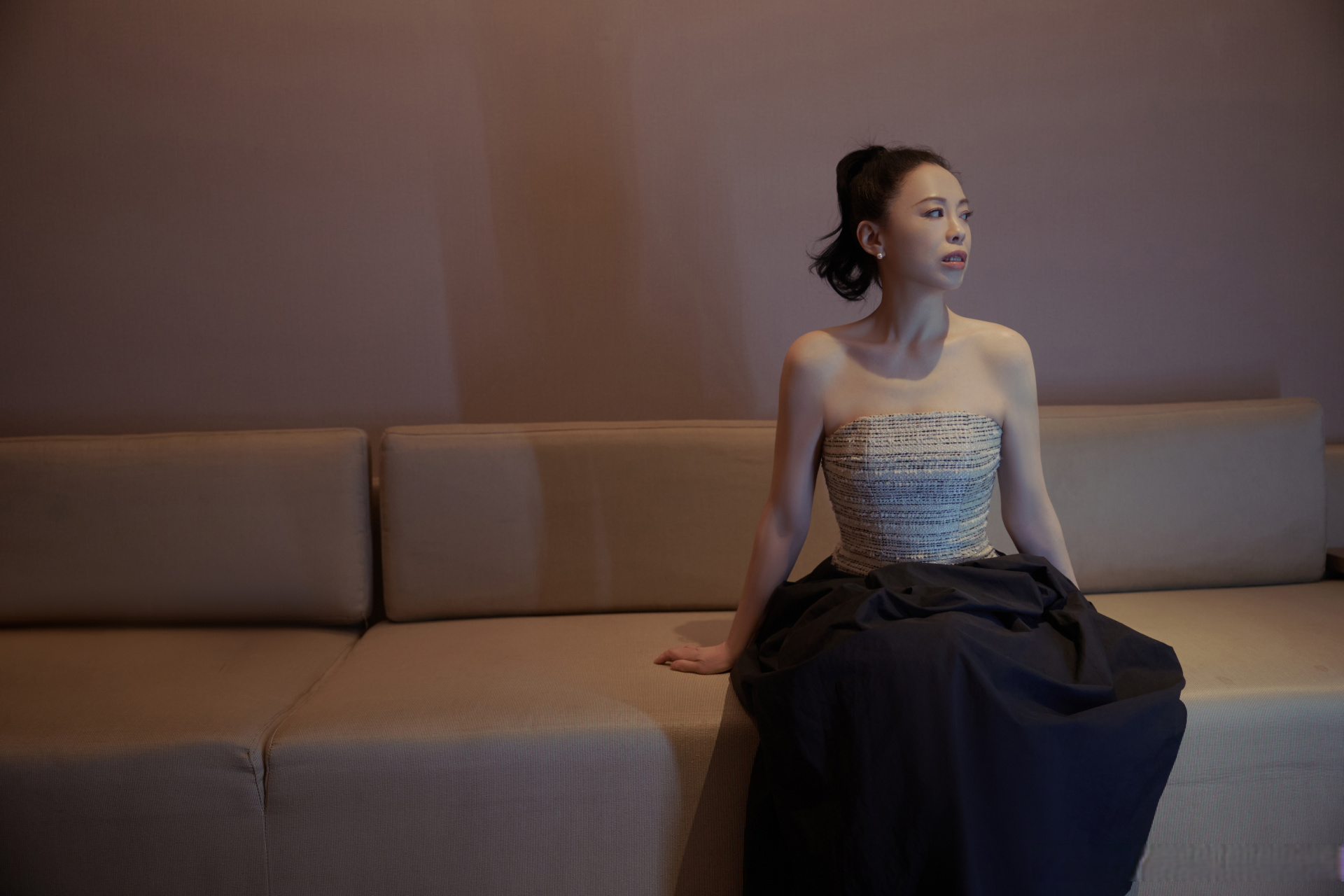 索尼星动态# 78|@黄绮珊  @黄绮珊 生日写真组图更新 春日复苏