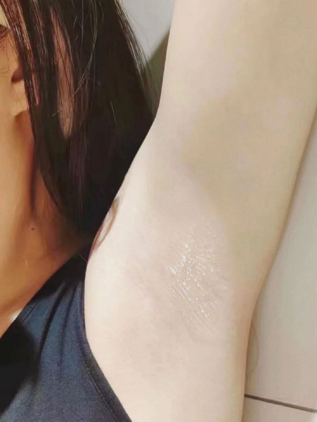 腋窝腋下刮毛了女生大腿汗毛女人胳膊没有毛图片女子刮腋毛腋下没毛了