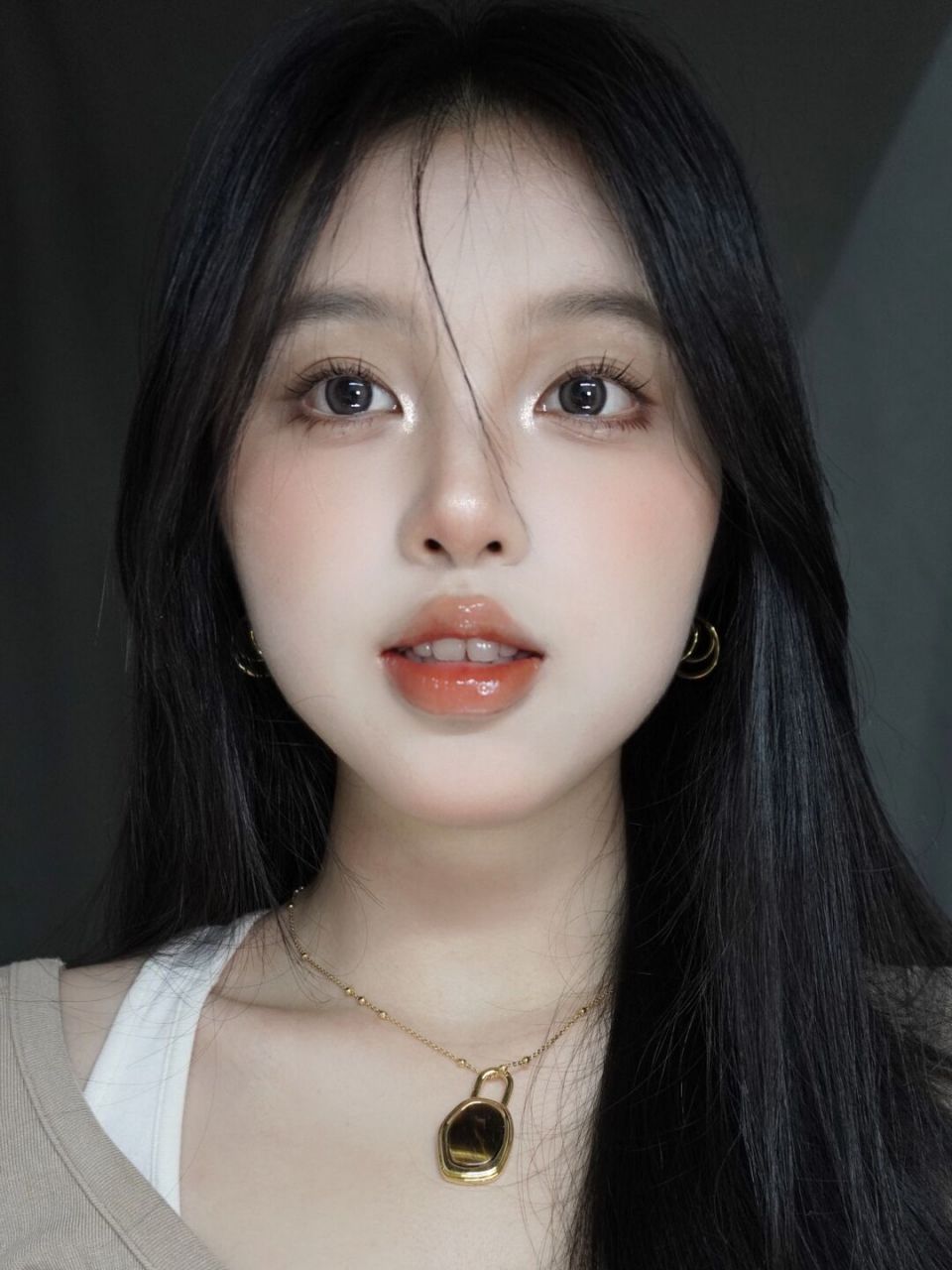 妆容分享# #菱形脸# #辣味淡妆# #今日妆容