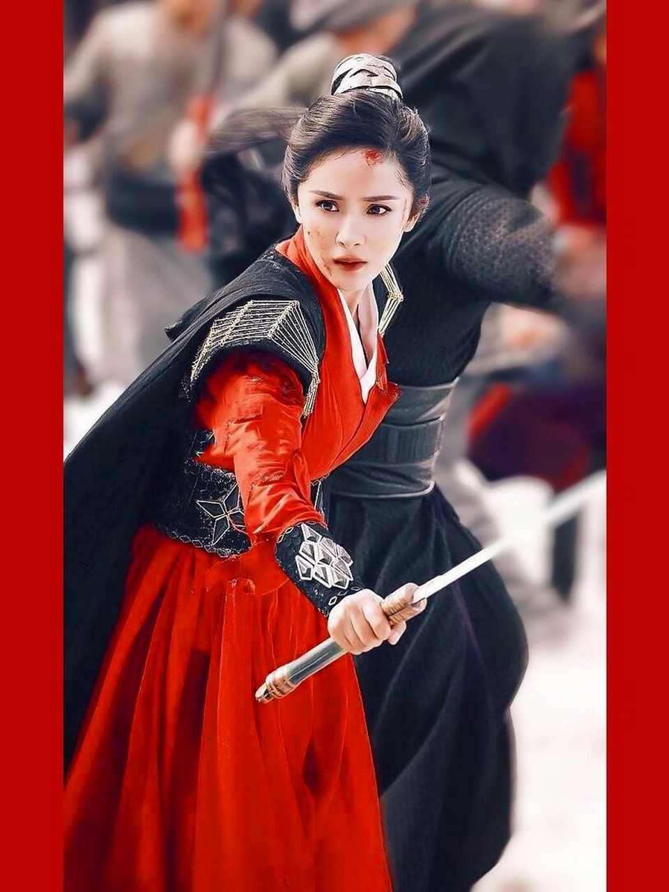 红衣95女将军好飒