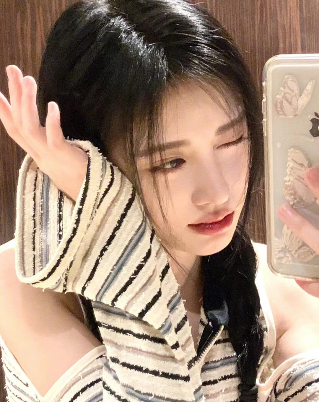 鞠婧祎无水印手机挡脸头像