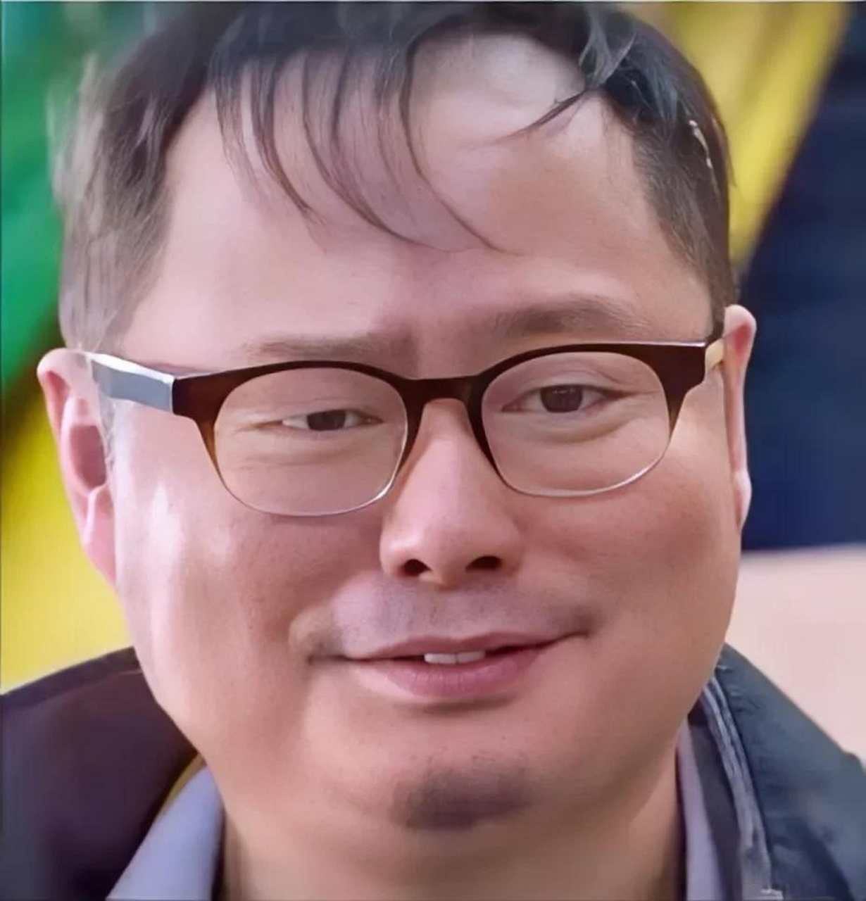 胖虎拉着阿尔瓦拉多狂笑不止!