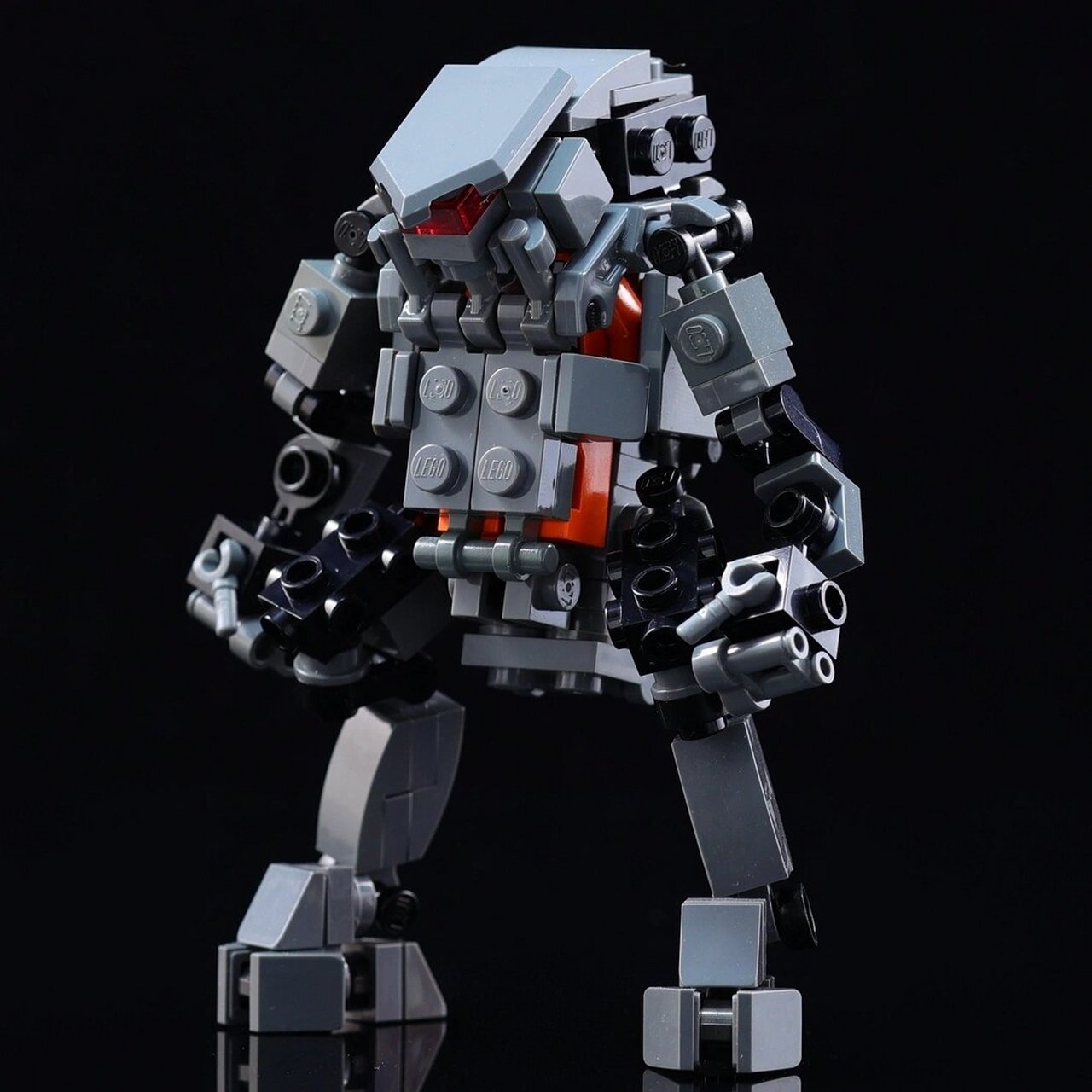 moko大神新的小型乐高moc机甲分享 大家好~今天继续给大家分享moko