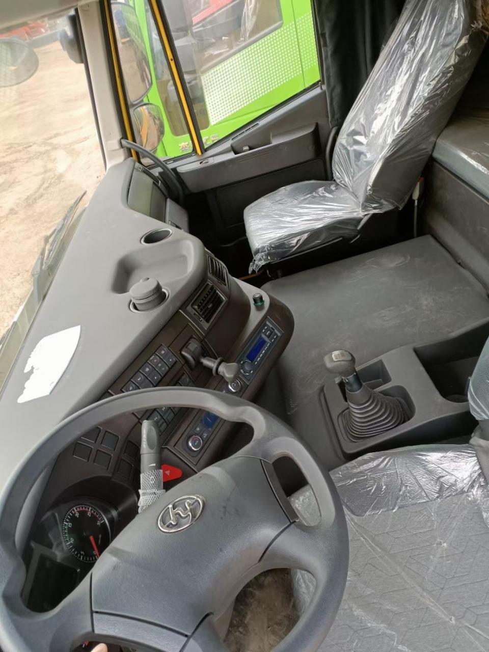 上汽红岩,中国力量!杰狮c500库存新车