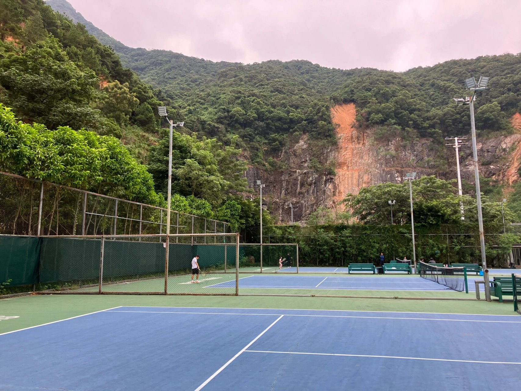 仙桐体育公园球场外景很棒