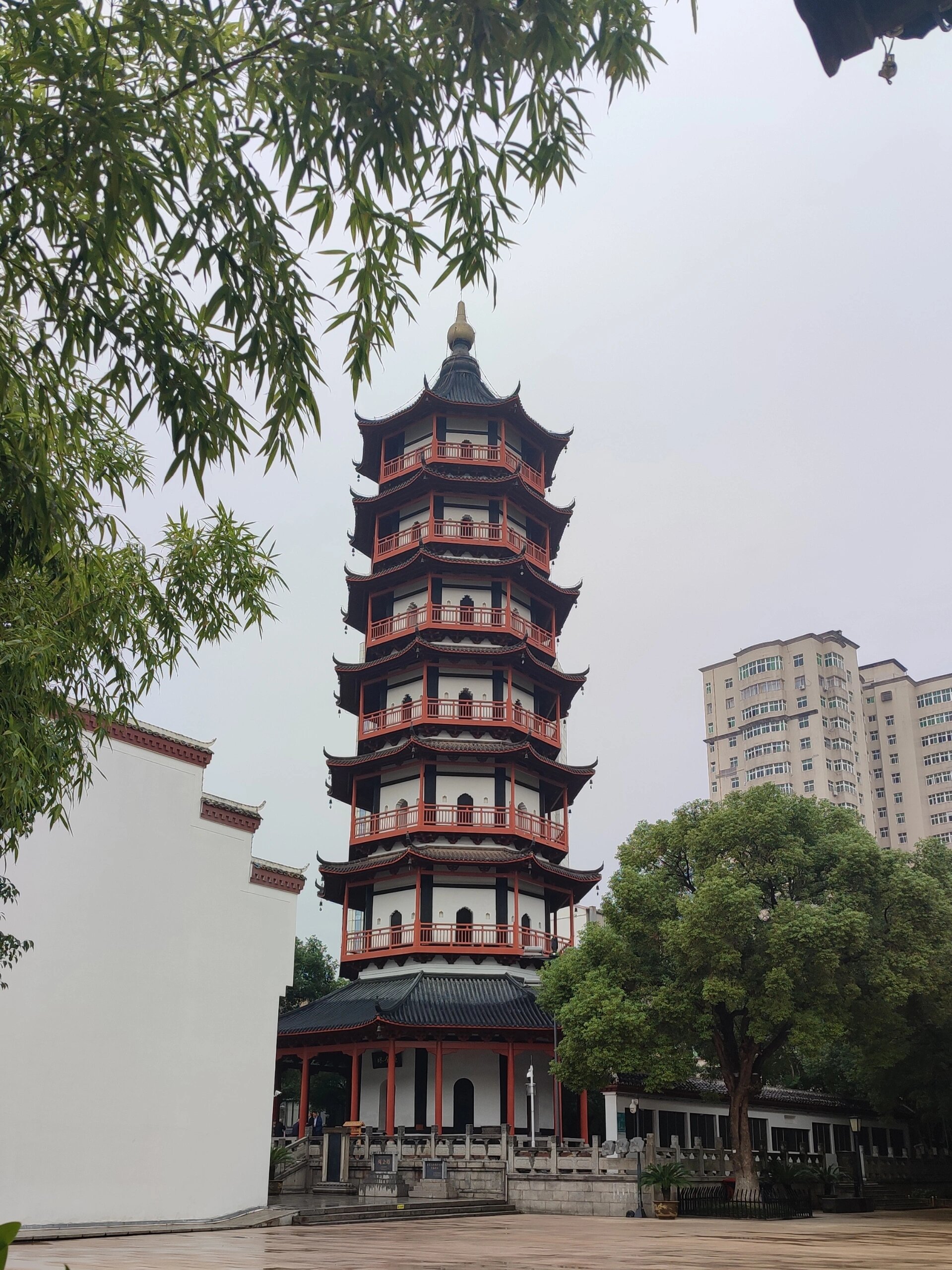 9199到南昌的第一站:绳金塔