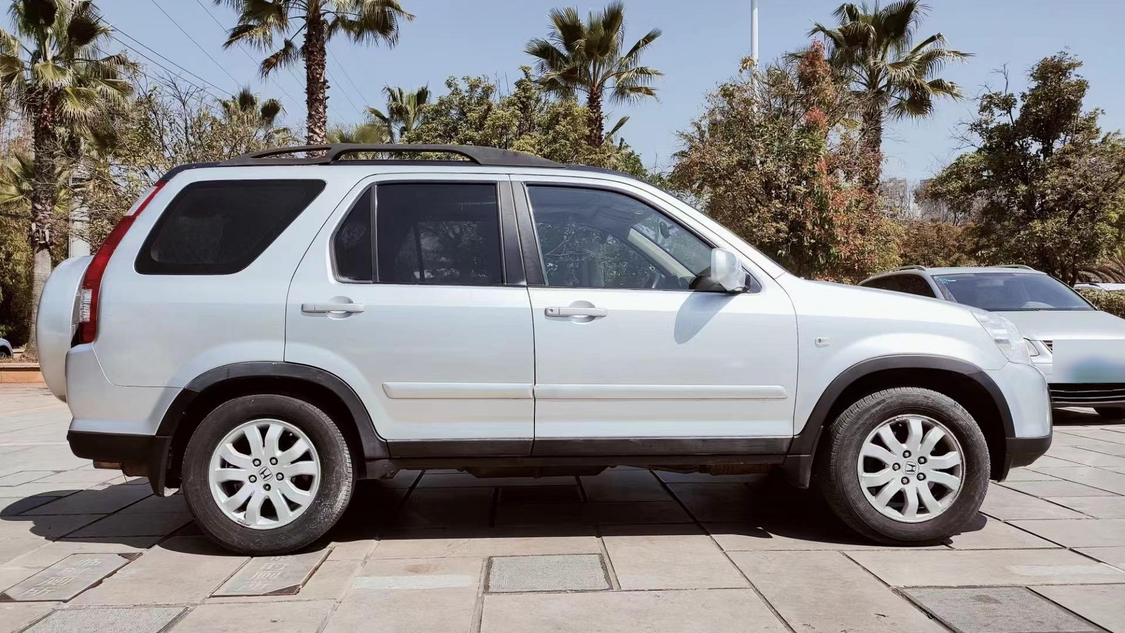 极品老家伙:2006年8月上牌本田crv,2.