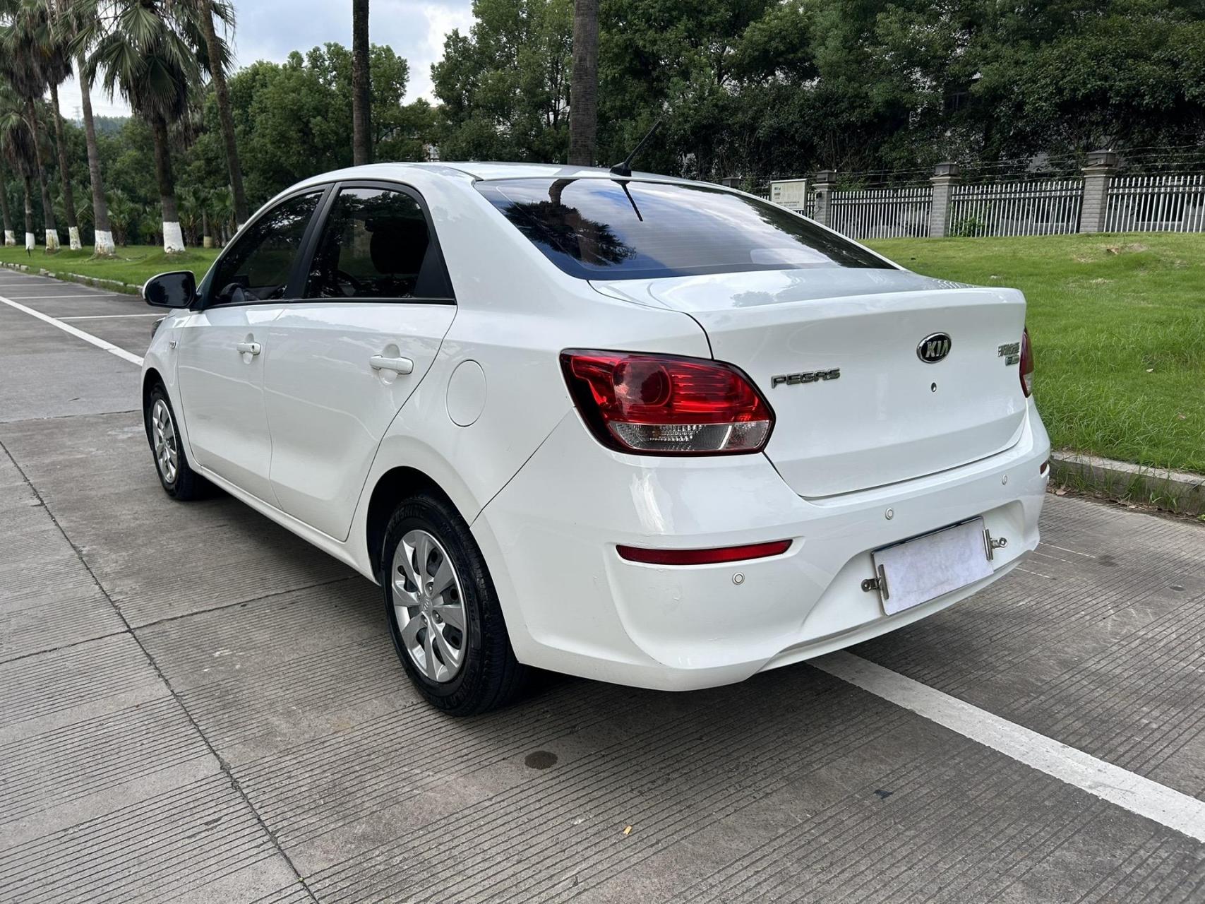 2018年起亚焕驰,车况精品,手动挡,本地一手车,1.