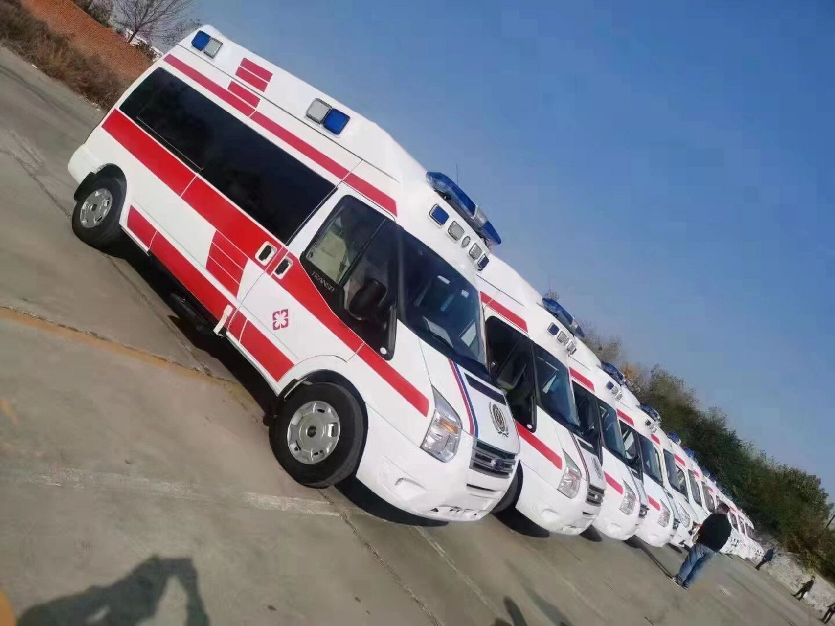 跨省救护车转运：畅通生命绿色通道