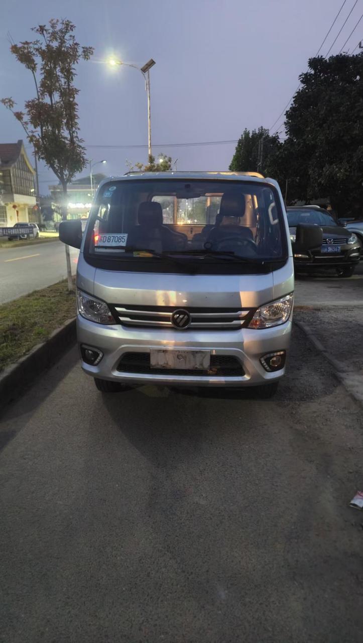 2020年福田小卡3m8平板柴油版,全款44000.