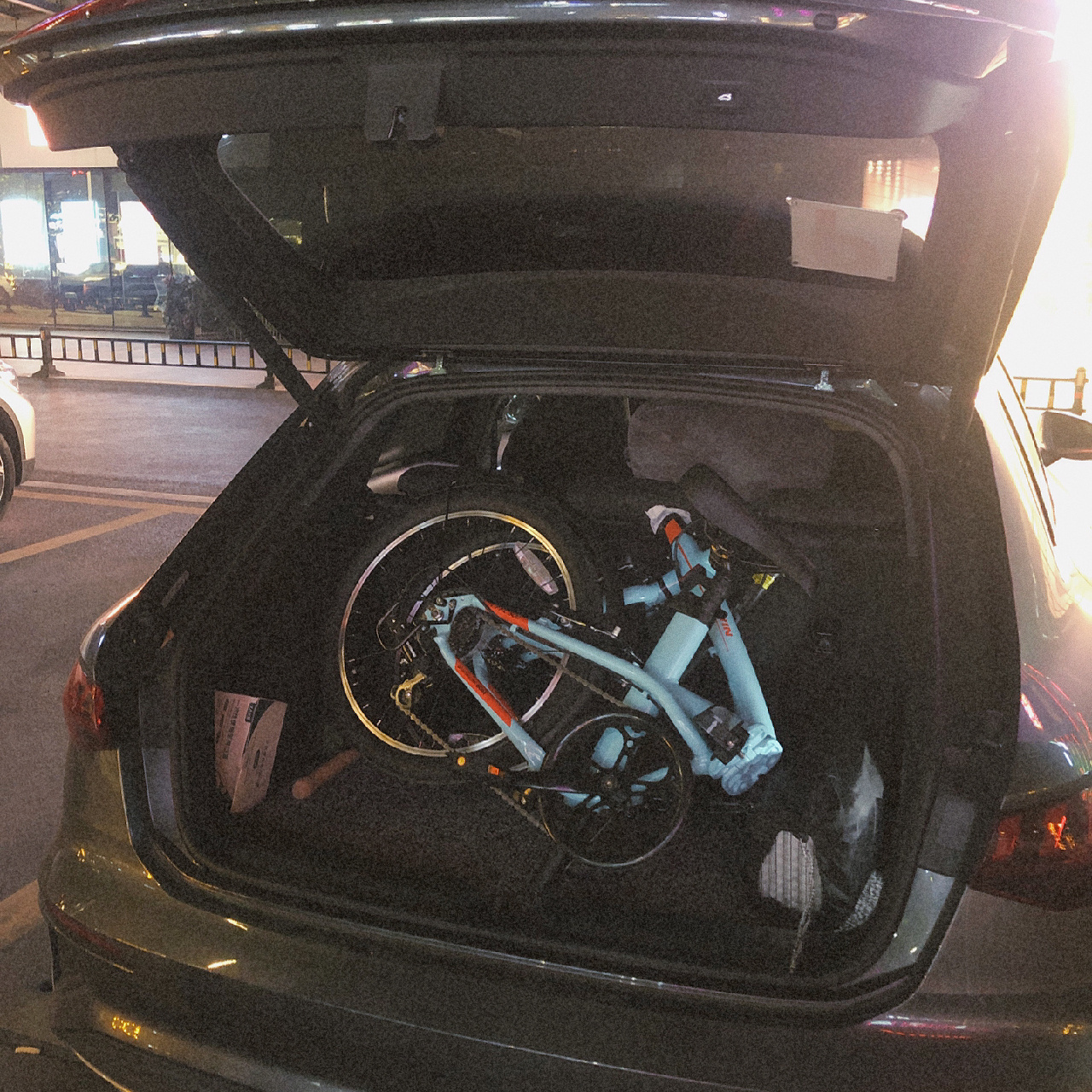 全款提车|迪卡侬折叠自行车tilt500 吃完饭去 逛逛,买了辆自行车 想着