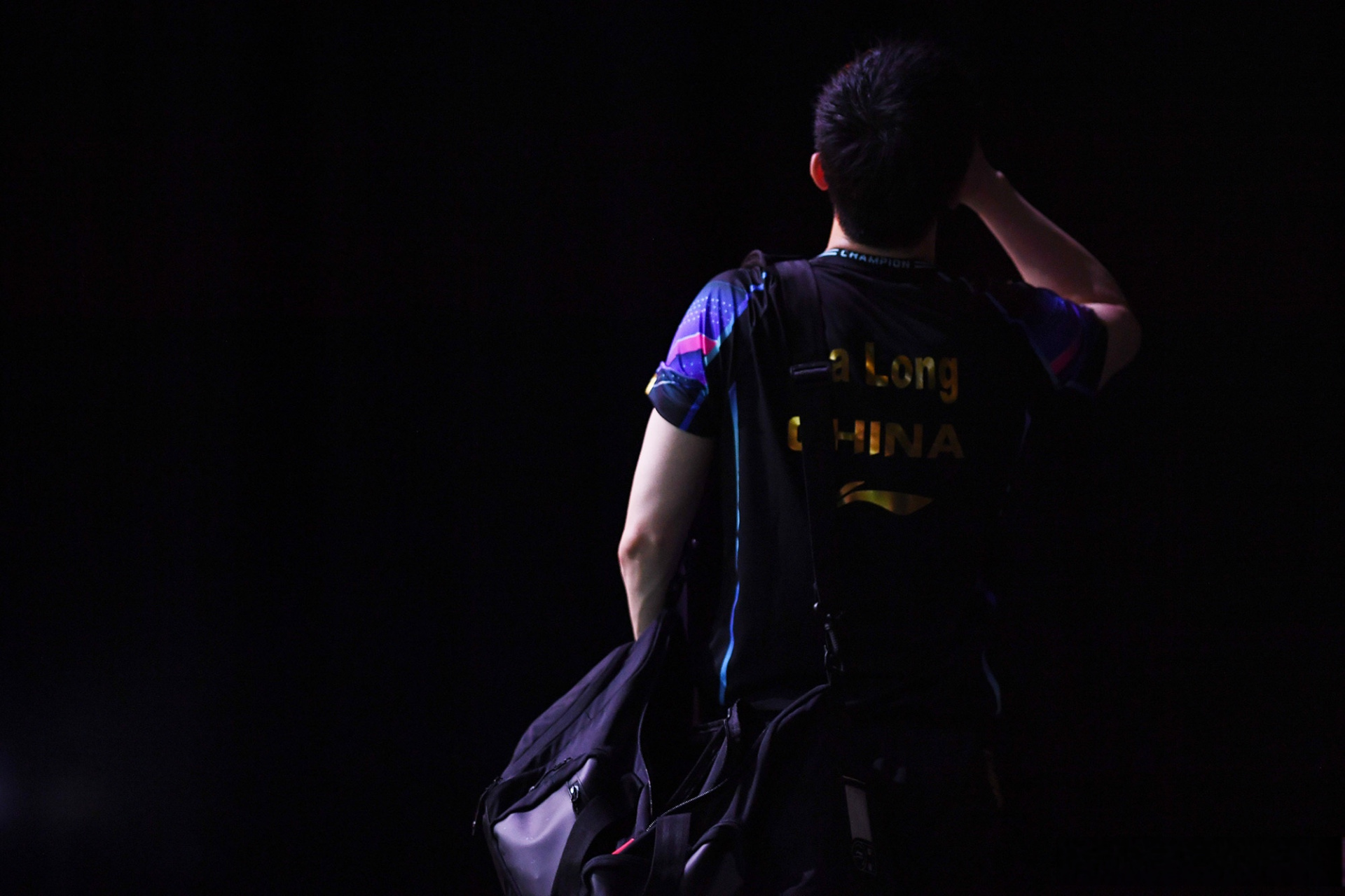 王楚钦4比1马龙# photo:itaru chiba 龙队的背影让人心疼,但竞技逃