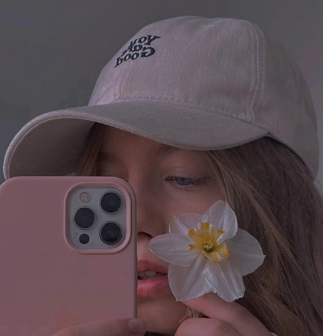 欧美女头|温柔|ins高级感|高清头像93 94"晚霞与玫瑰共绘浪漫,你