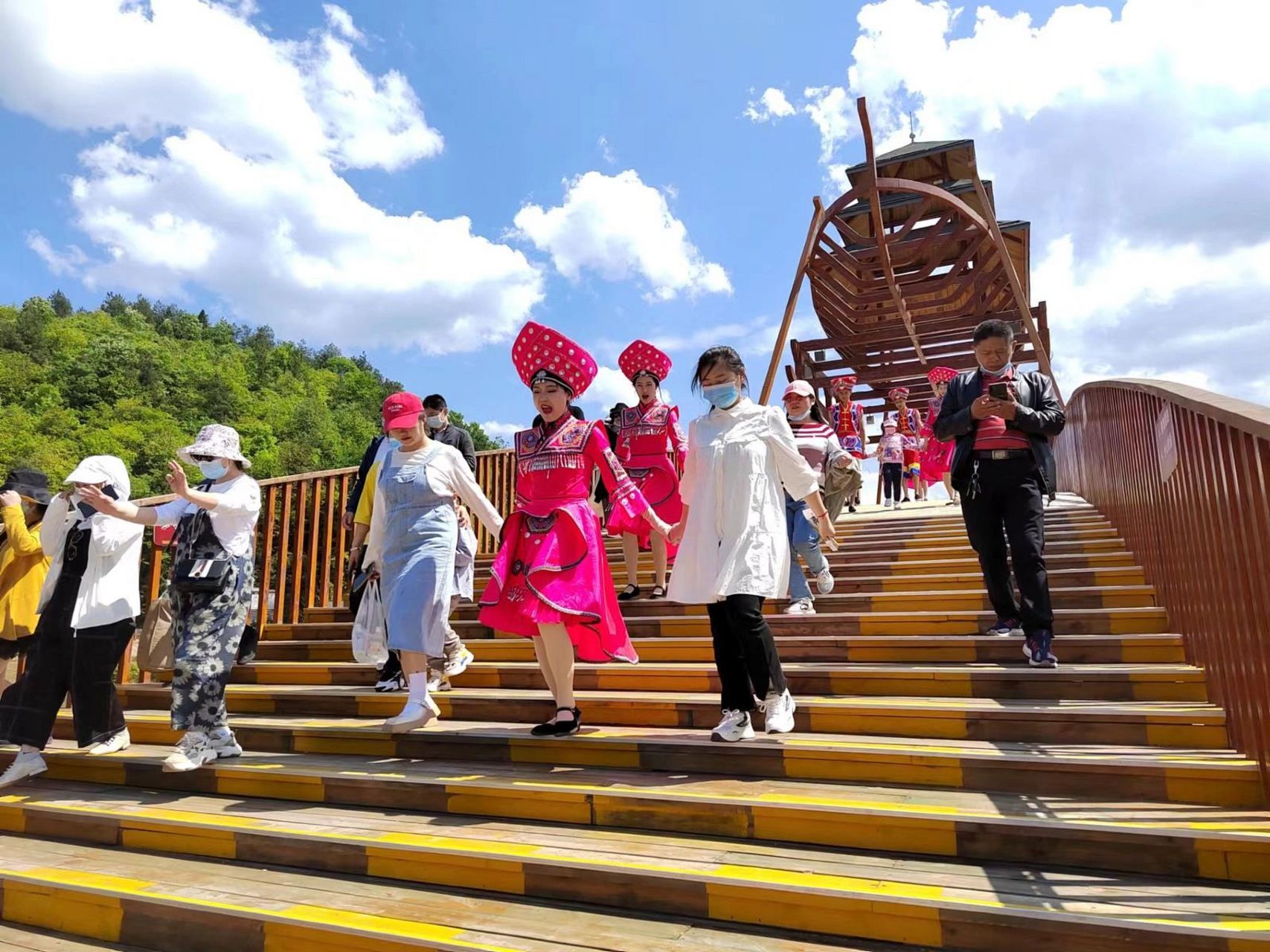 恩施龙船水乡-慢慢悠悠感受旅行的快乐 龙船水乡是利川重点旅游景区之