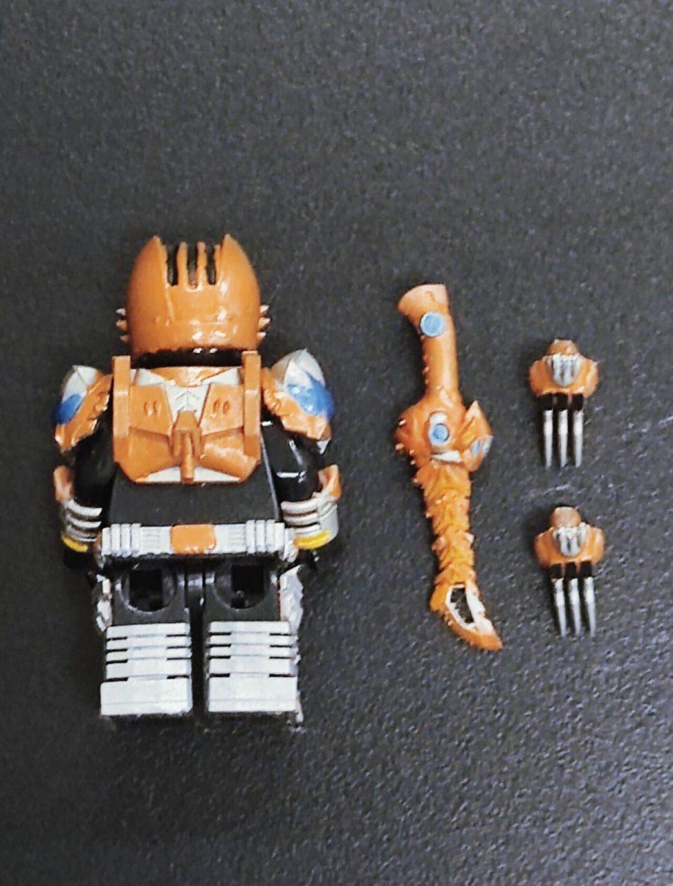 乐高第三方人仔铠甲勇士地虎侠 还有地虎侠,他能召唤地虎铠甲!