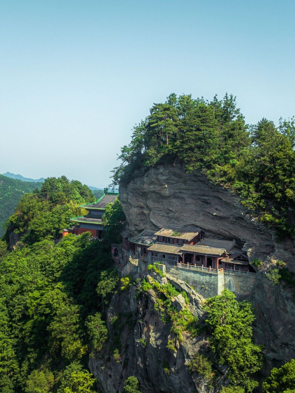 武当山天下第一香|南岩宫龙头香94   龙头香94在武当山南岩"天乙