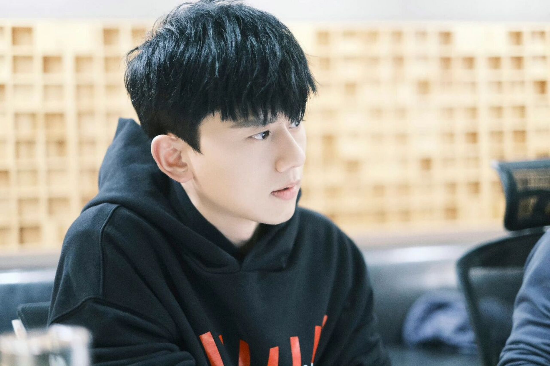 张杰美图帅照分享 持续更新张杰帅照!