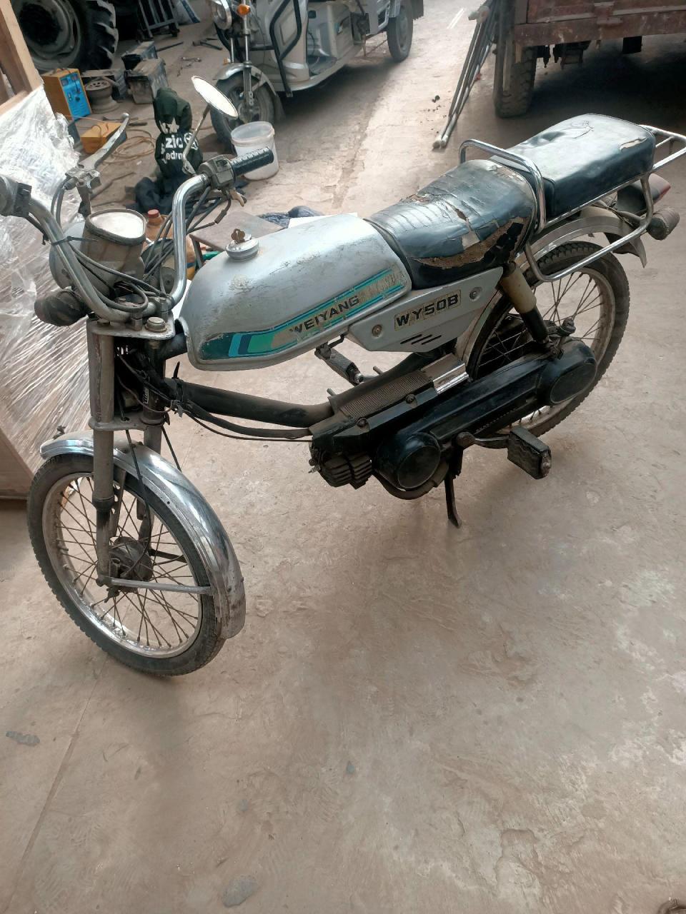1986年出品的,渭阳50型老古董摩托车,原车图片