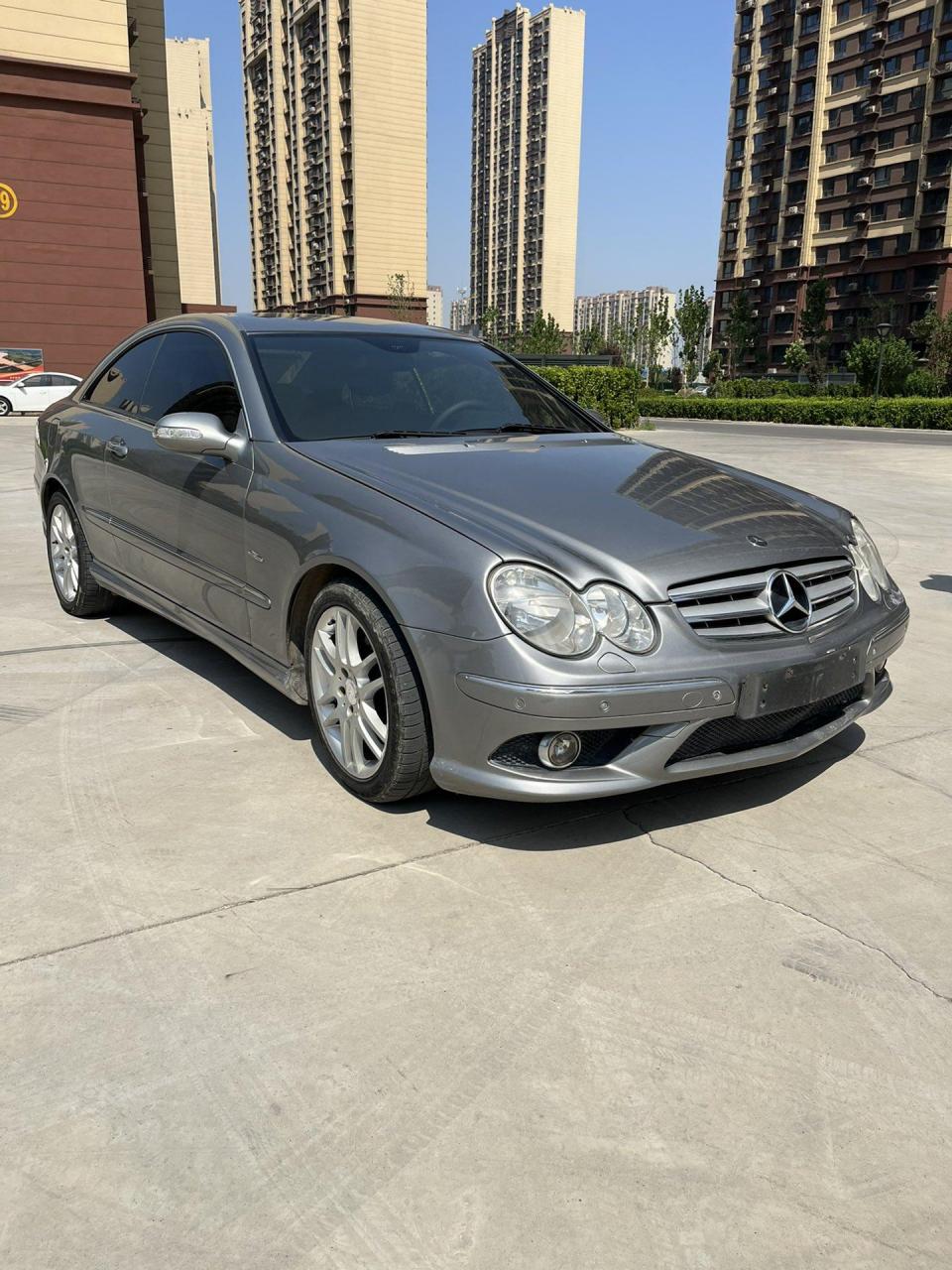 全款4万多,可远程分期 新到家2009奔驰clk200,两门四座轿跑,车况板正
