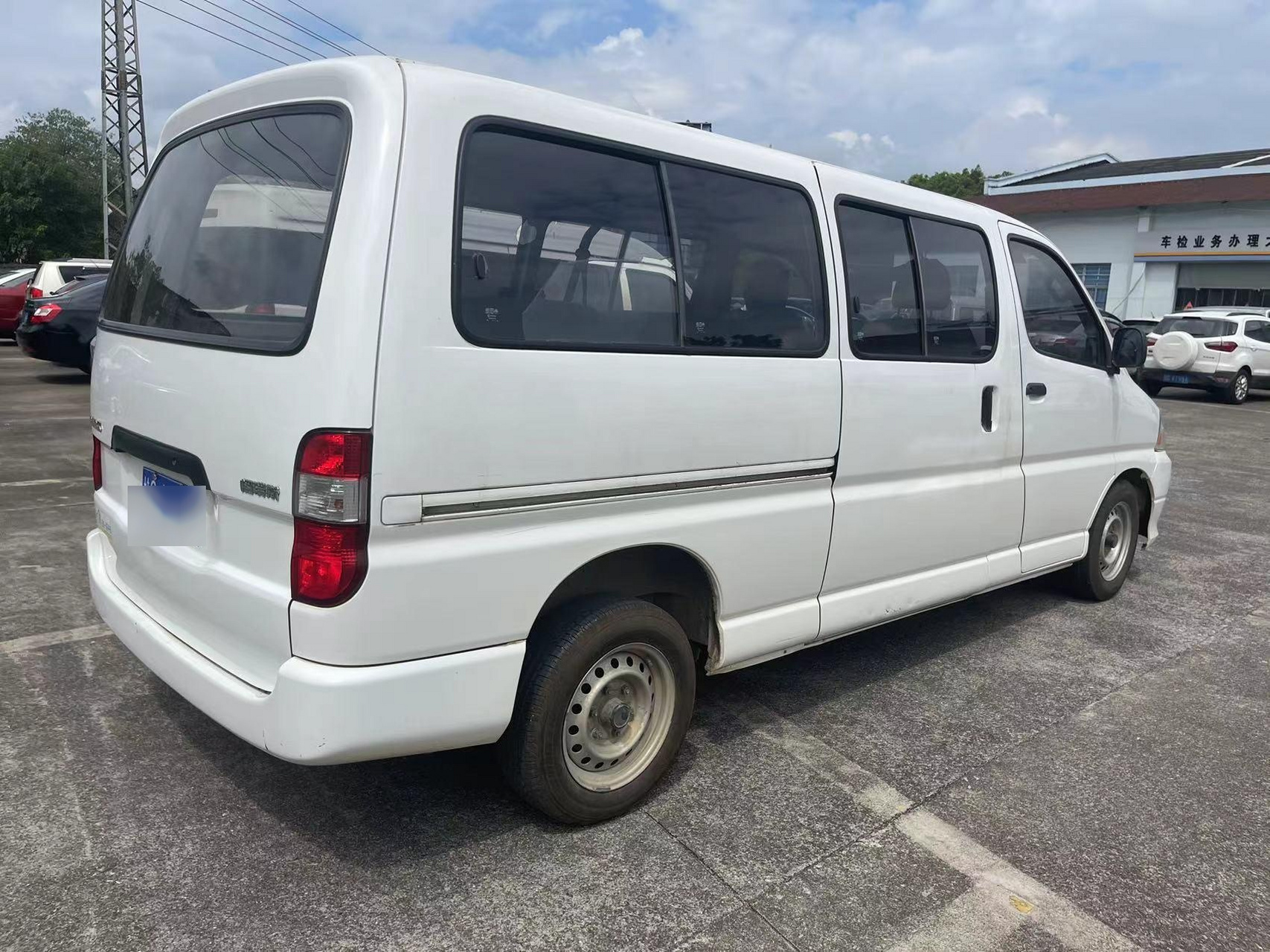 新到 极品17年海狮六座 18年金杯面包车!