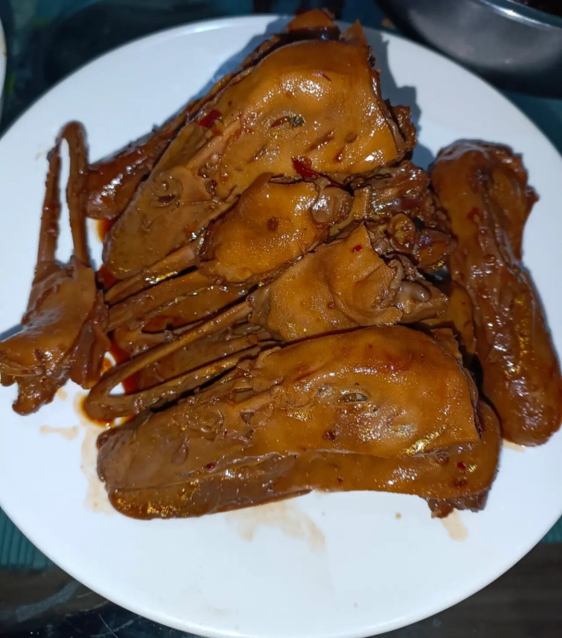 卤鸭头,这个方法一定要试试,好吃极了97 这是第一次做卤鸭头,和外面