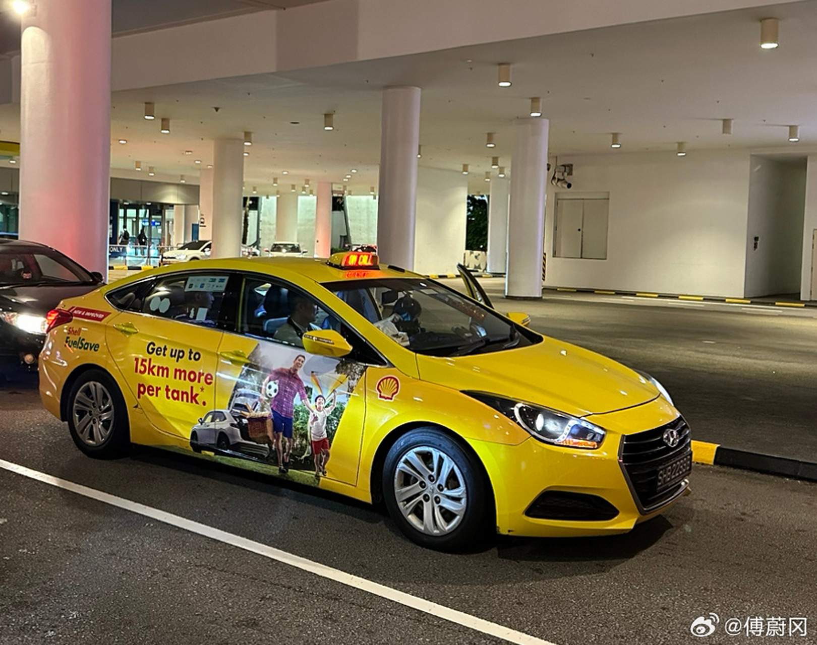 新加坡出租车的色彩,是我见过的城市中最有个性的.