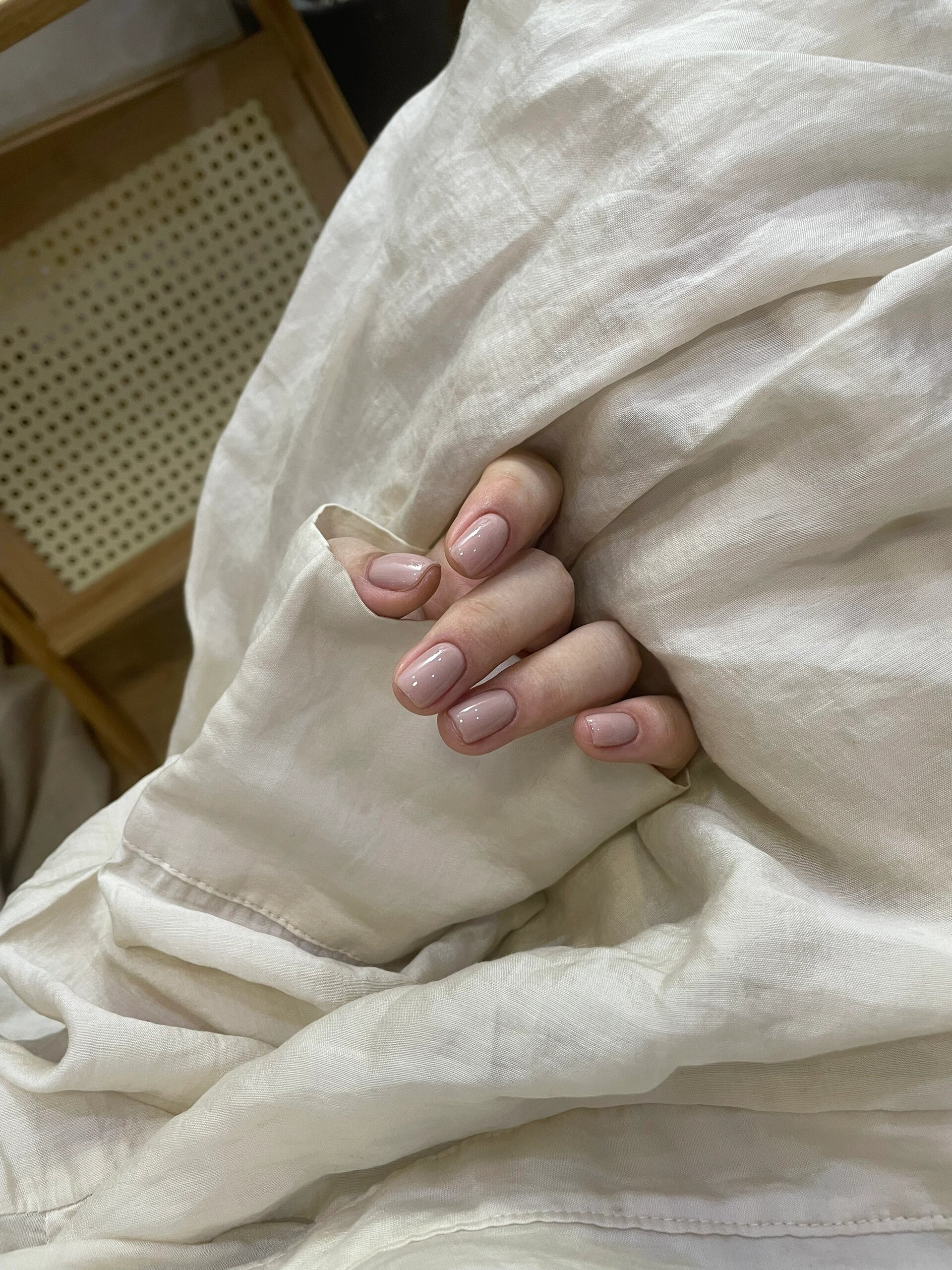 干净的纯色美甲