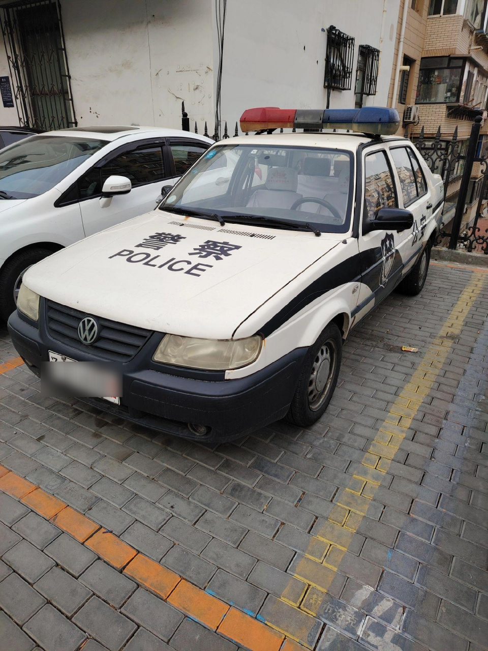 一台老捷达,半部警车史