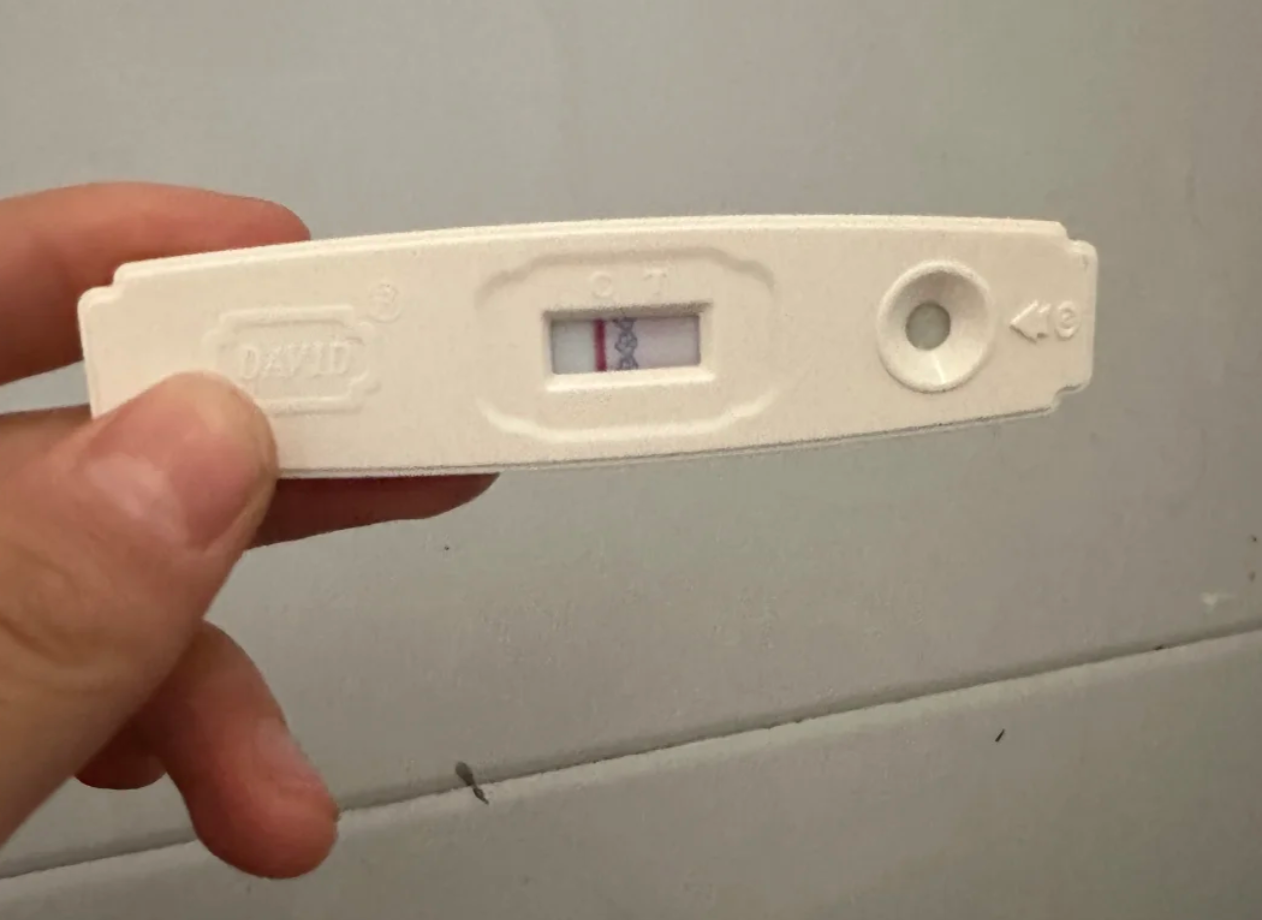 为什么验孕棒会一深一浅