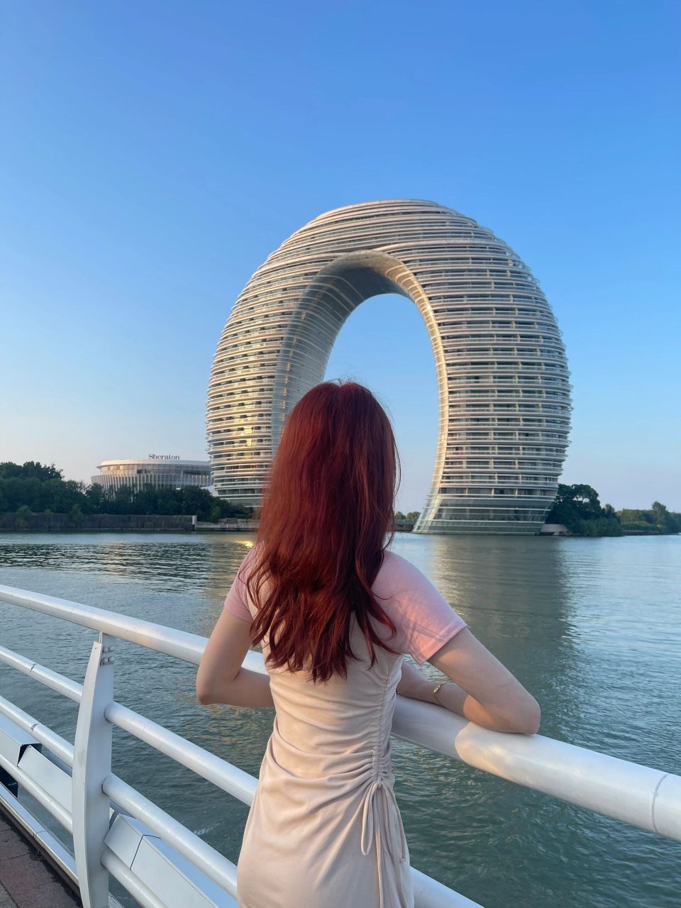 湖州月亮湾93 每个城市都有自己的地标建筑93,在太湖南岸,就有
