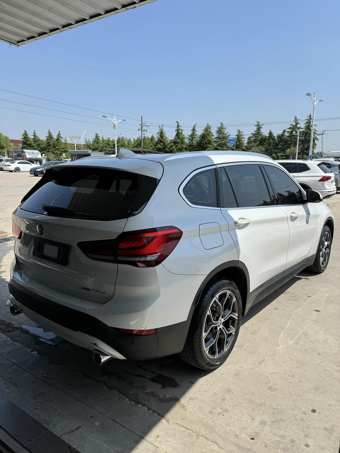 刚刚到店22年7月 宝马x1 四缸发动机20t 实表2