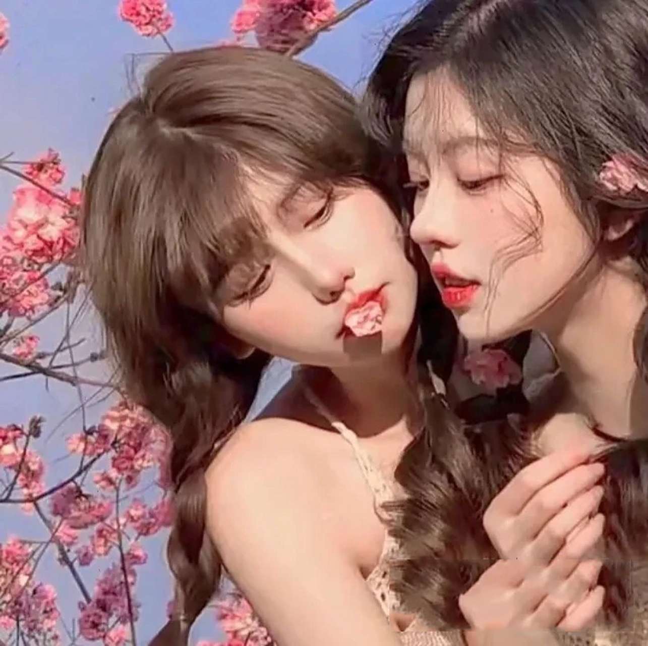 真人闺蜜头像,一人一半 真人闺蜜头像,一人一半