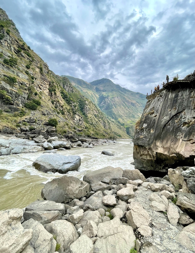 老虎跳,怒江上的"虎跳峡".