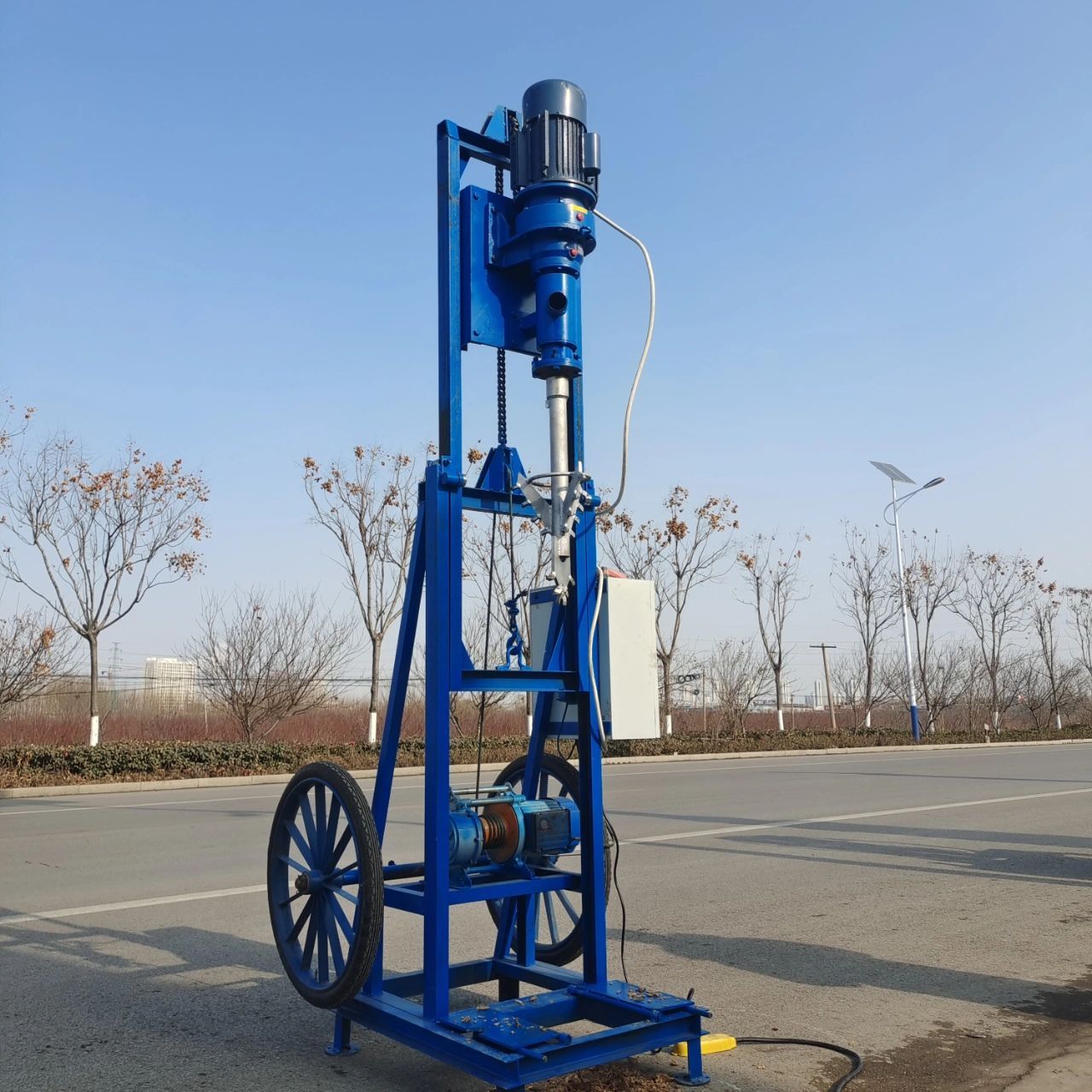 小型家用钻井机