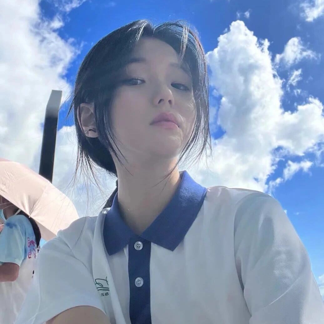 校服女头