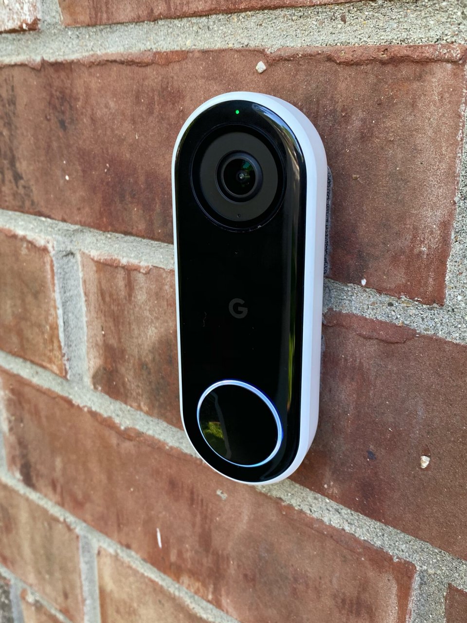 google nest 门铃摄像头 91优点: 好看,连着电线,不用担心没电,安装