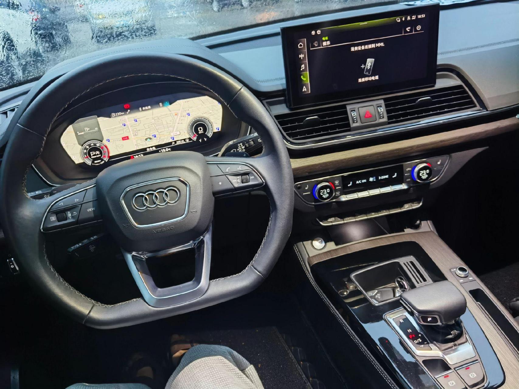 新车,奥迪q5l豪华动感型quattro四驱越野车,选装20寸大轮毂 桃木内饰