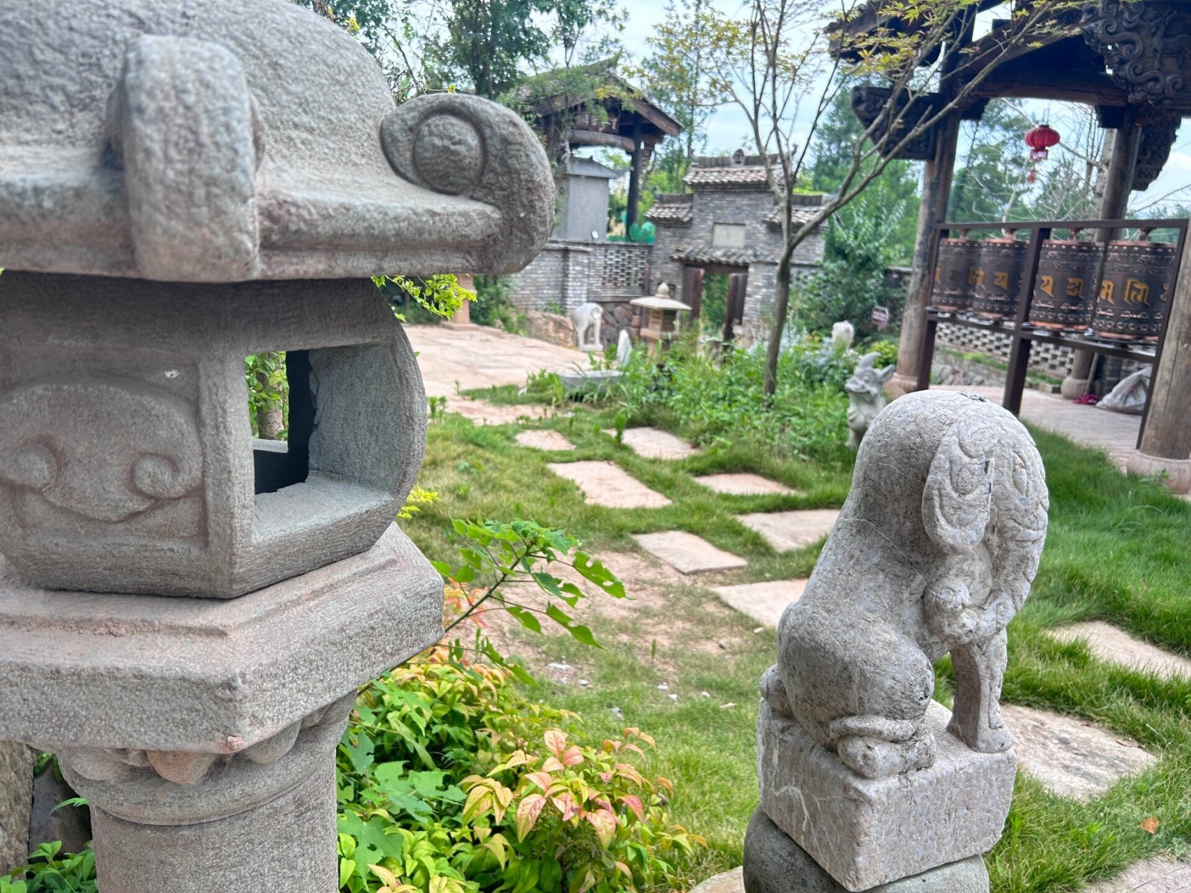浦江宝掌寺 宝掌有法,高山有茶.  挺有意境的一所寺庙.