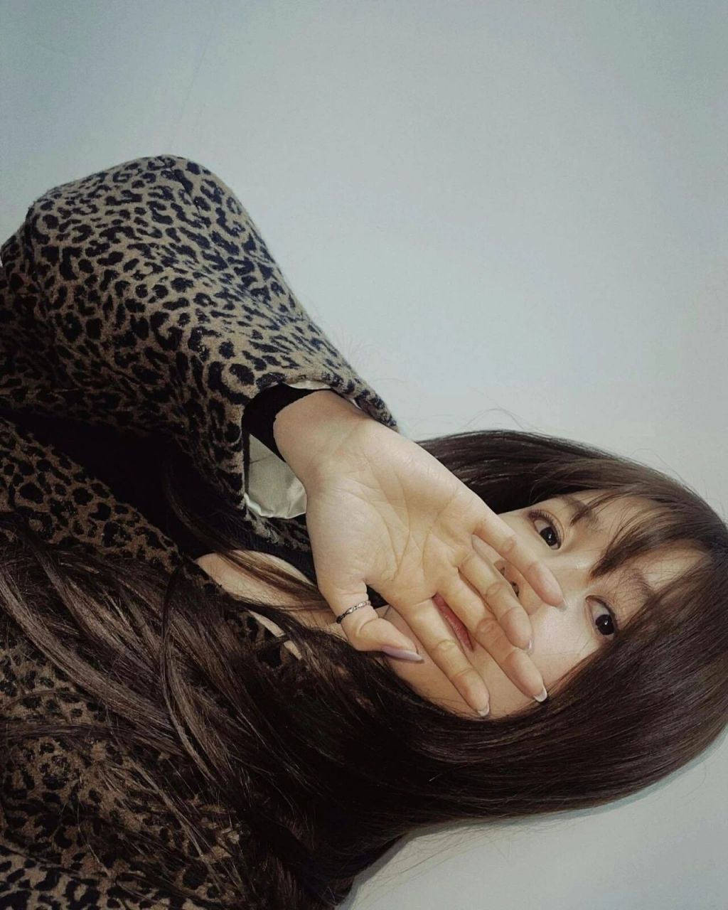 尹恩惠ins近照更新…… 曾经的百变女王,完全看不出来是84的大姐姐