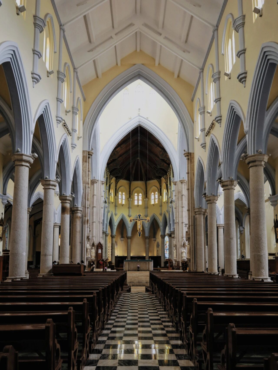 太震撼了吧76香港最美百年教堂无疑了!