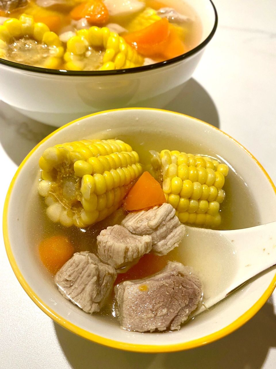 秋季必喝玉米胡萝卜瘦肉汤 好喝好做99 今年的广东感觉入秋的比较早
