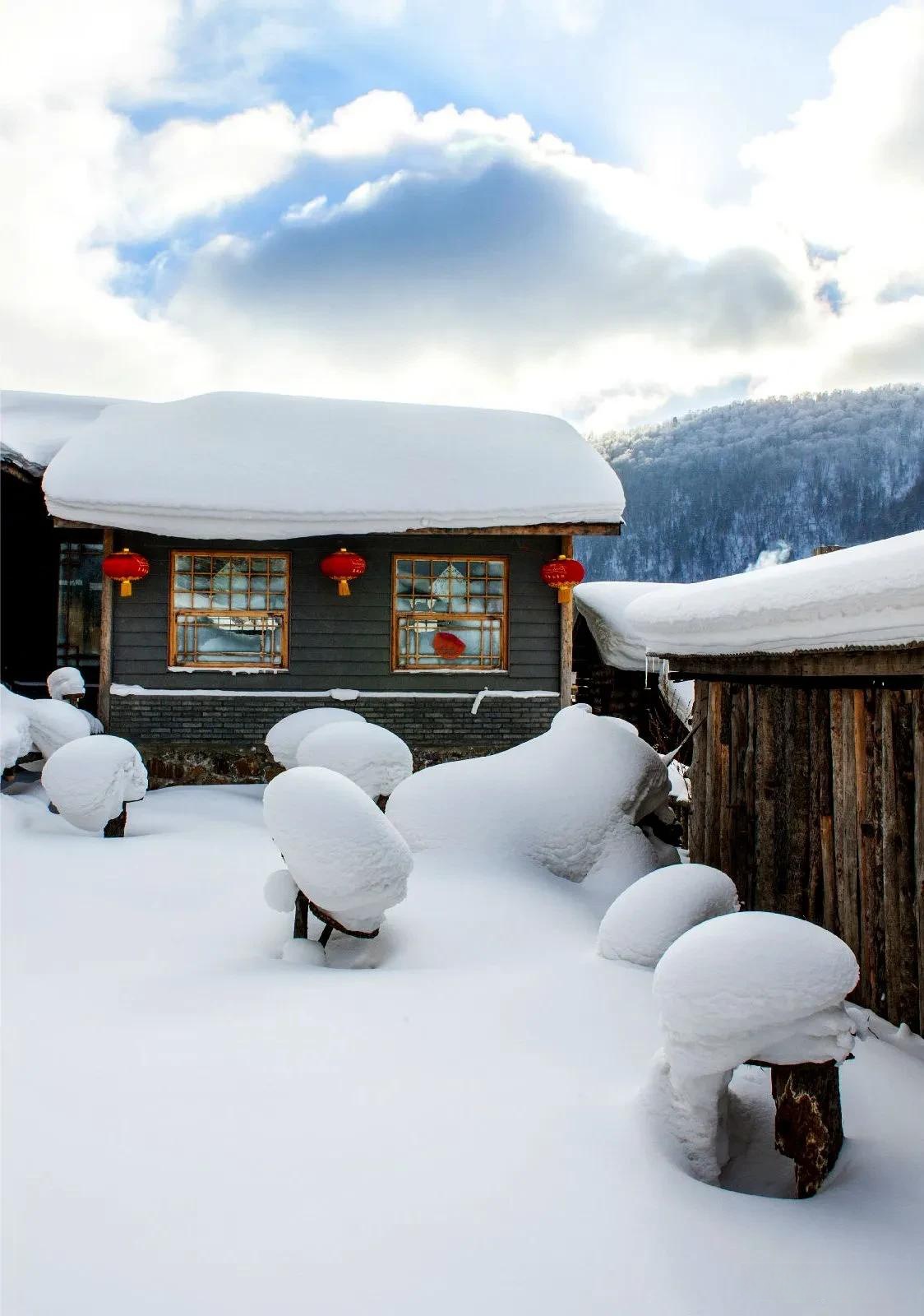 原创上联:秋风生白露,诚邀下联: