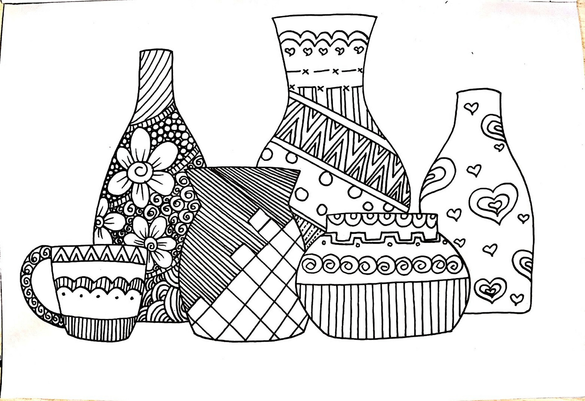 线描画瓶子罐子图片