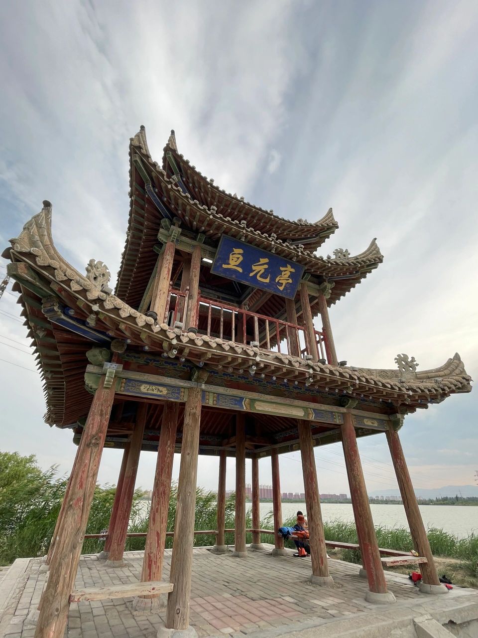 打卡|银川的绝美夕阳观赏地点——览山公园    "览山公园"在银川有