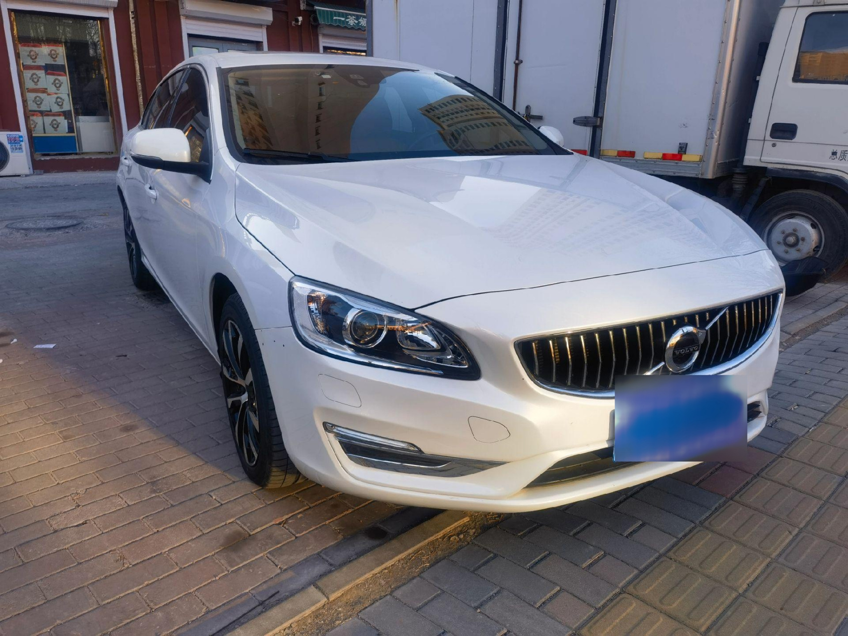 18款沃尔沃s60l智进版t3-全车原版原漆状态完美无瑕!