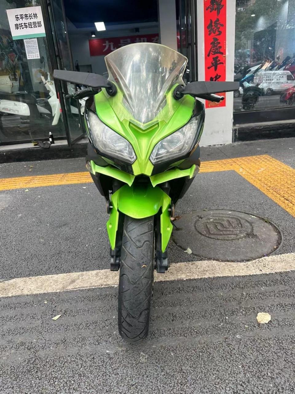 2018年双缸小忍者350 全国提档过户 4280特价