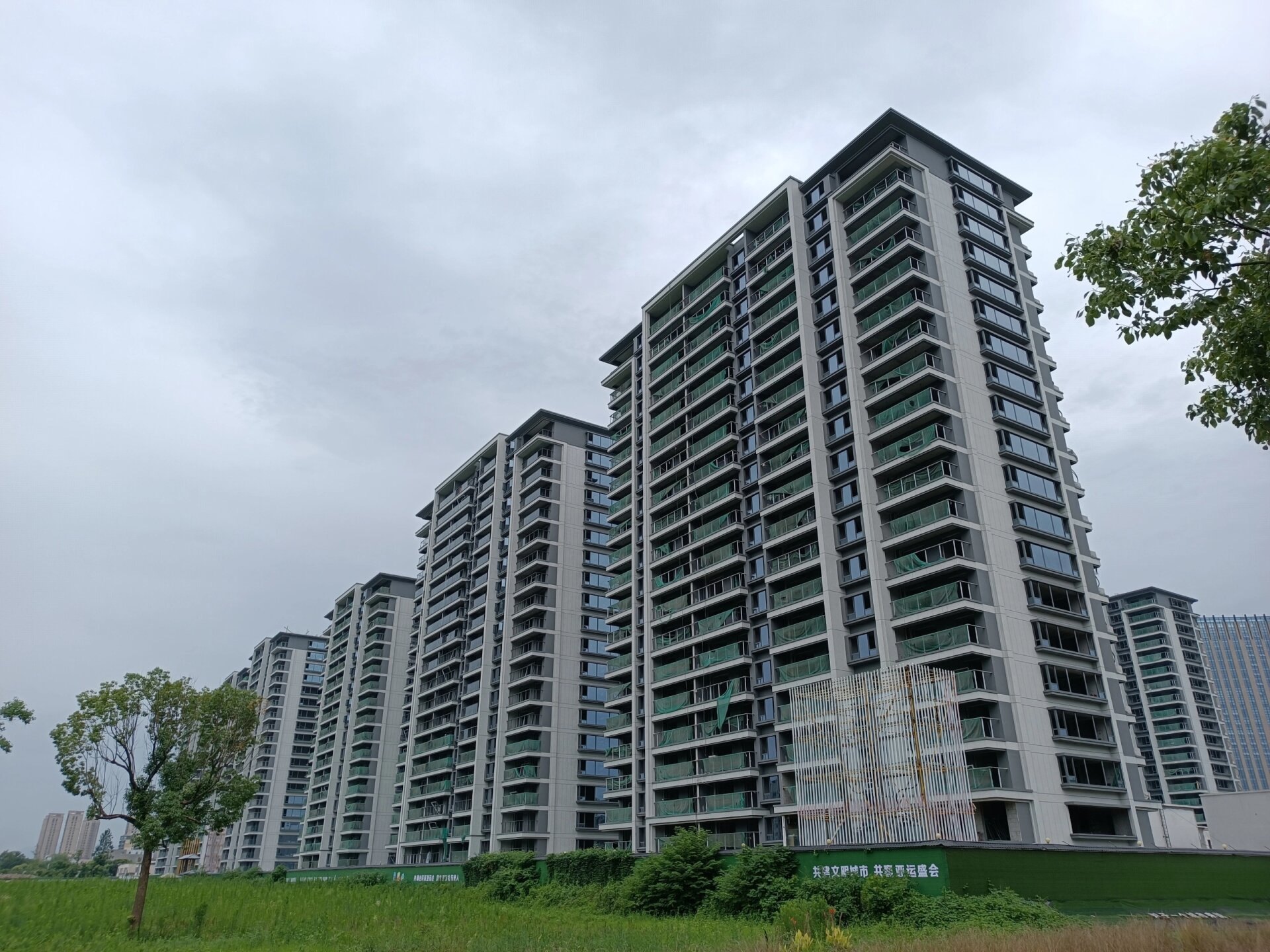 滨江区荣盛江荣府最新施工进度分享